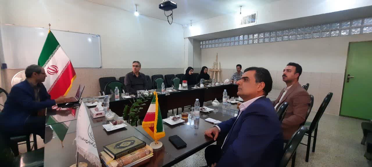 تأکید رئیس دانشگاه جامع علمی کاربردی یزد بر توسعه دوره های مهارتی متناسب با نیاز بازار کار در بازدید از مرکز جوادالائمه (ع)